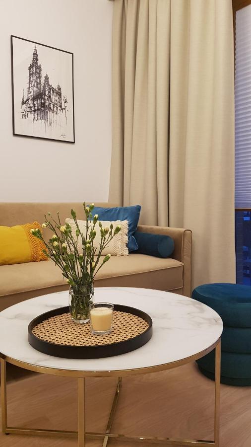 Ferienwohnung Apartament Zajezdnia Danzig Exterior foto